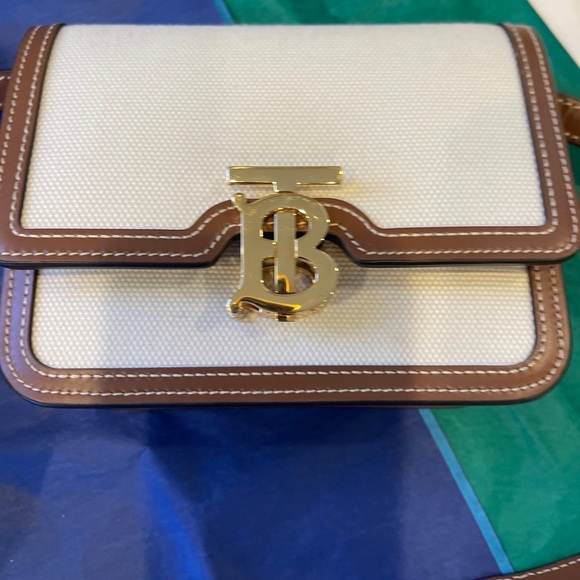COPY - Burberry Monogram Clasp Small Shoulder Bag, open to offers. - Picture 11 of 17
